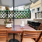 19Th Century Luxury Maisonette In The Center