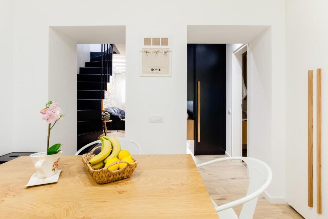 19th Century Luxury Maisonette In The Center *