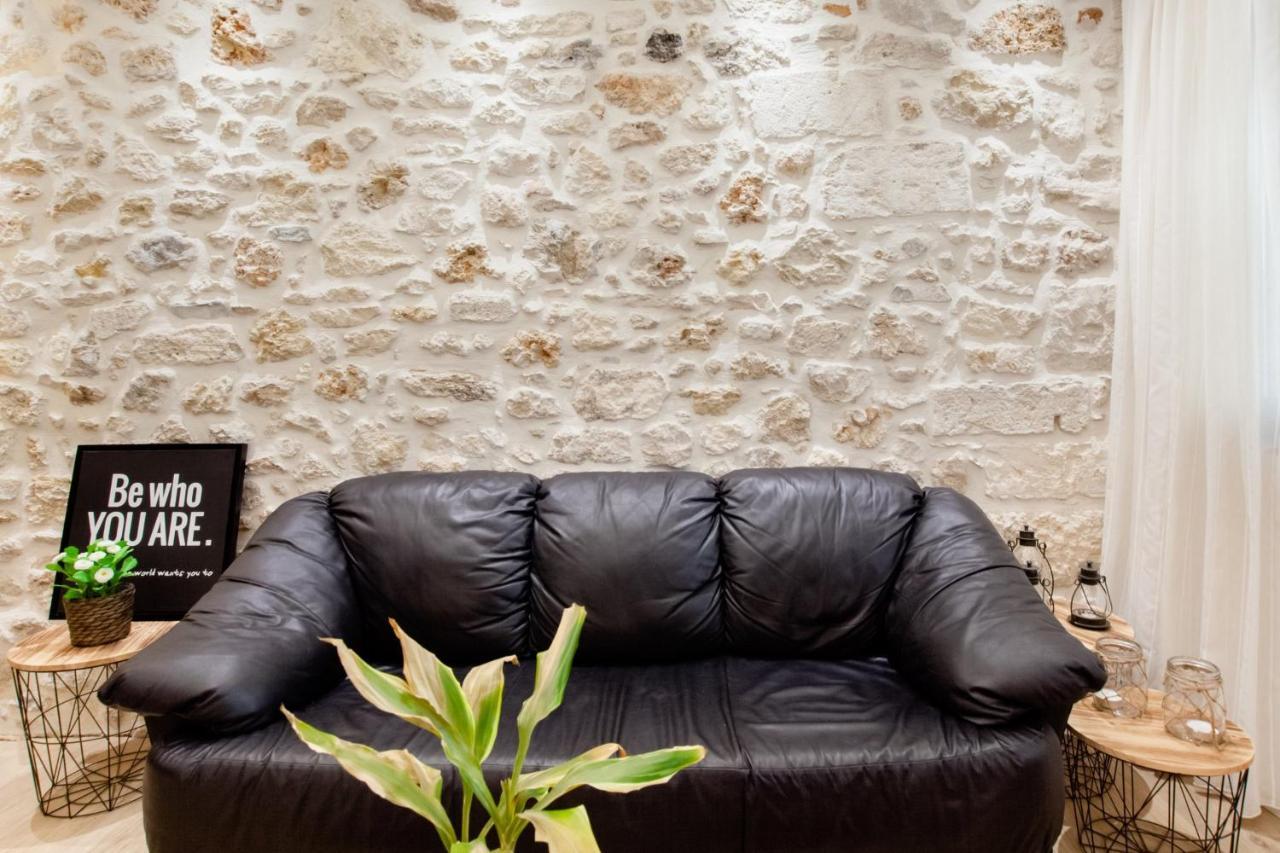 19th Century Luxury Maisonette In The Center *